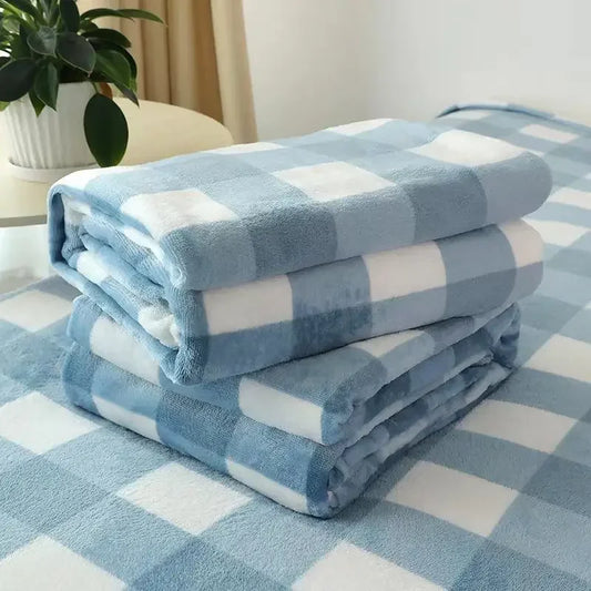 Plaid Polaire Bleu – Couverture Douce et Chaleureuse en Flanelle pour Toutes les Saisons - PlaidChaud